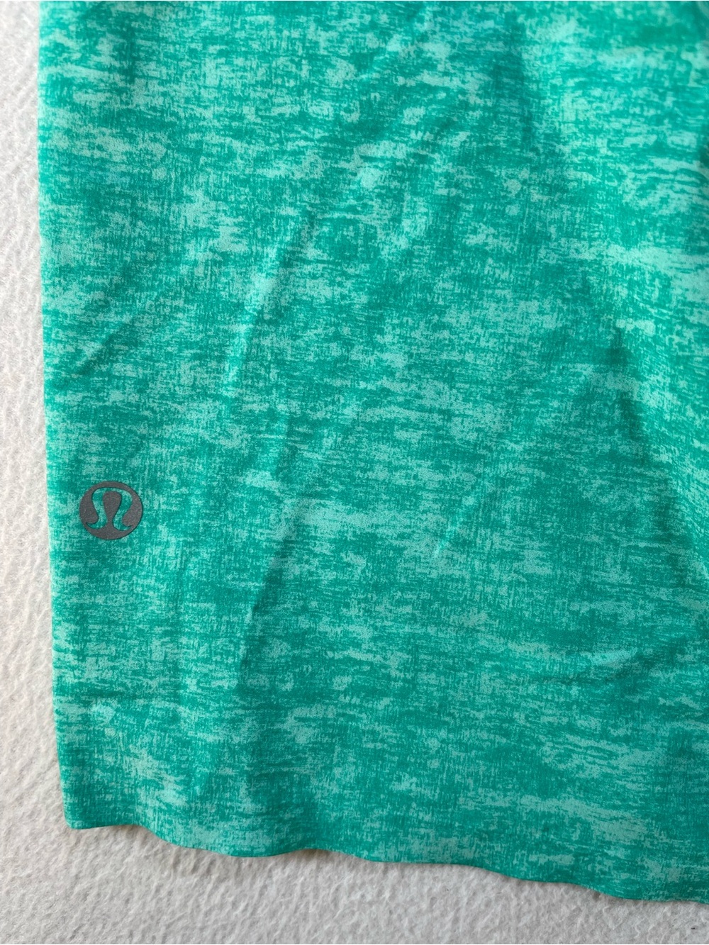 Lululemon Mens Swim Board Shorts Size 40